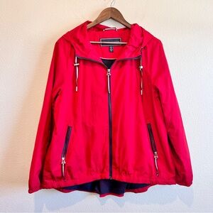 Tommy Hilfiger Red Hooded Windbreaker Jacket XL Mesh Lined Lightweight Rain Coat